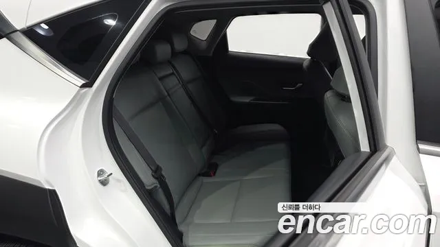 Hyundai Kona Kona (SX2) Бензин 1.6 турбо 2WD — Фото автомобиля 11