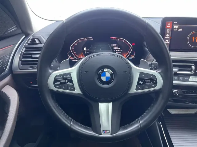BMW X3 — Фото автомобиля 18