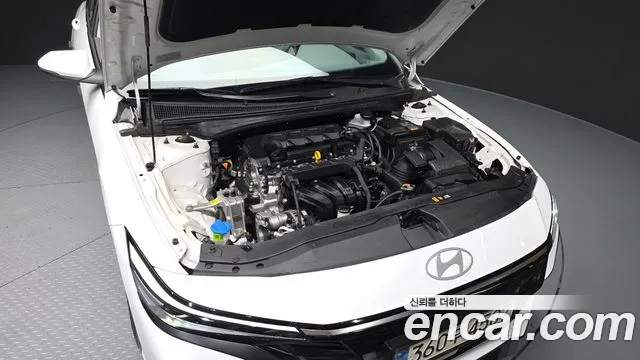 Hyundai Avante — Фото автомобиля 6
