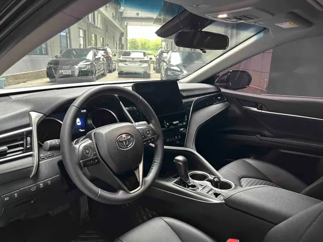 Toyota Camry — Фото автомобиля 12