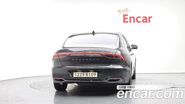 Hyundai Grandeur Новый Grandeur IG — Фото автомобиля 4