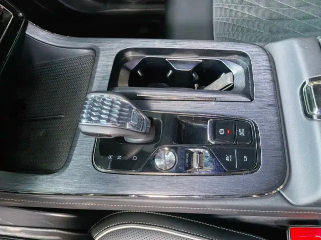 GAC Trumpchi GS8 — Фото автомобиля 6