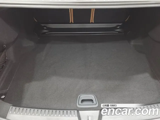 Mercedes-Benz E-Class W214 — Фото автомобиля 19
