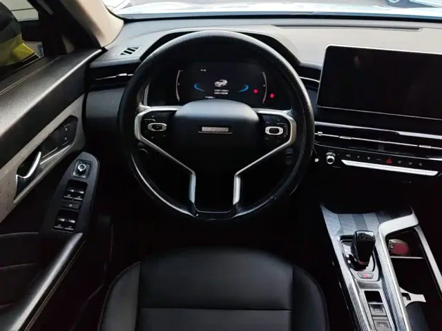 Haval Chitu — Фото автомобиля 10
