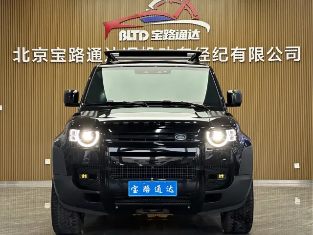 Land Rover Defender — Фото автомобиля 2