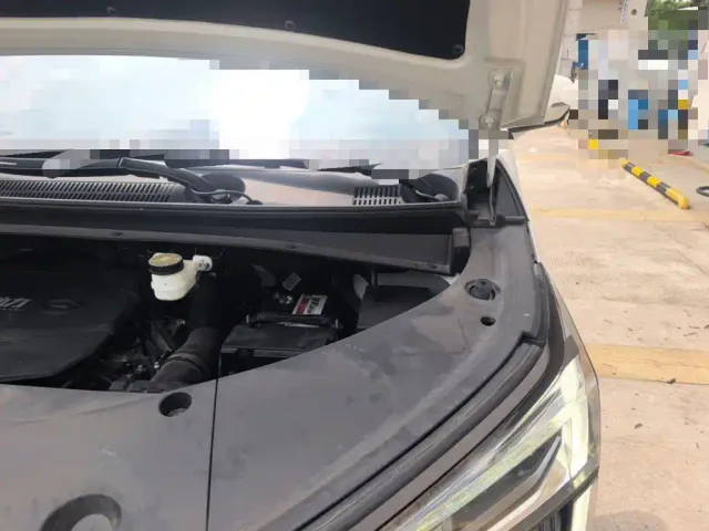 GAC Trumpchi M8 — Фото автомобиля 19