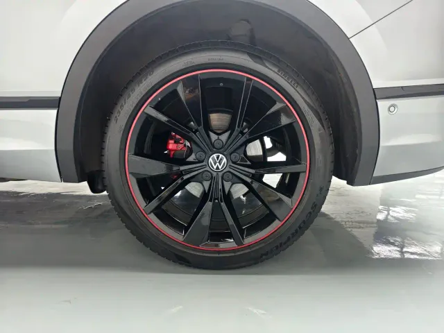 Volkswagen Tiguan X — Фото автомобиля 6
