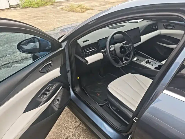 BYD Seal 06 — Фото автомобиля 15