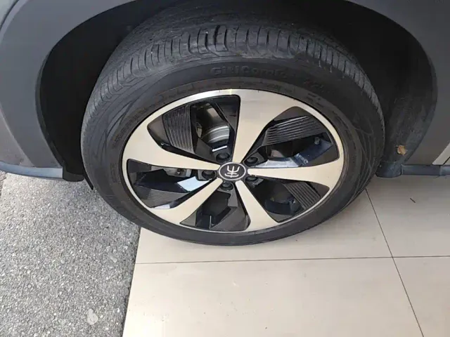 BYD Song PLUS — Фото автомобиля 22