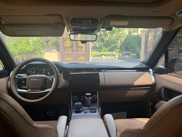 Land Rover Range Rover — Фото автомобиля 7