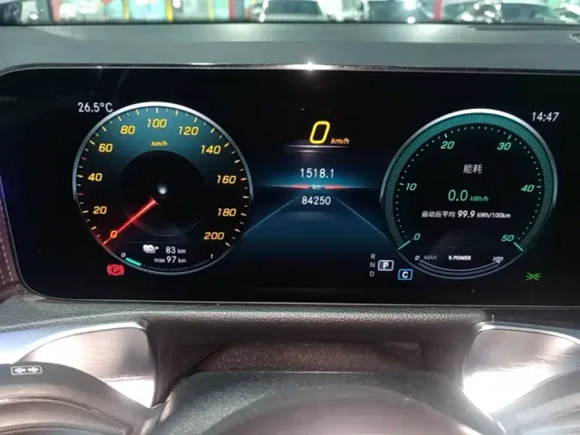 Mercedes-Benz EQB — Фото автомобиля 11