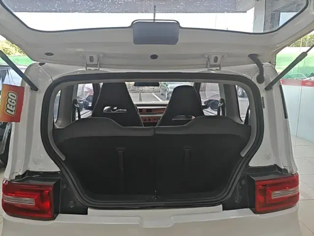 Wuling Hongguang Mini EV — Фото автомобиля 18