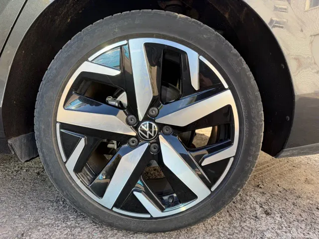 Volkswagen Lamando — Фото автомобиля 8