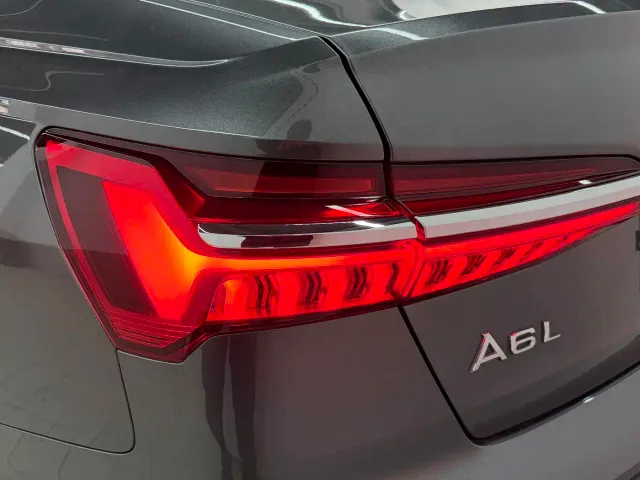 Audi A6L — Фото автомобиля 15