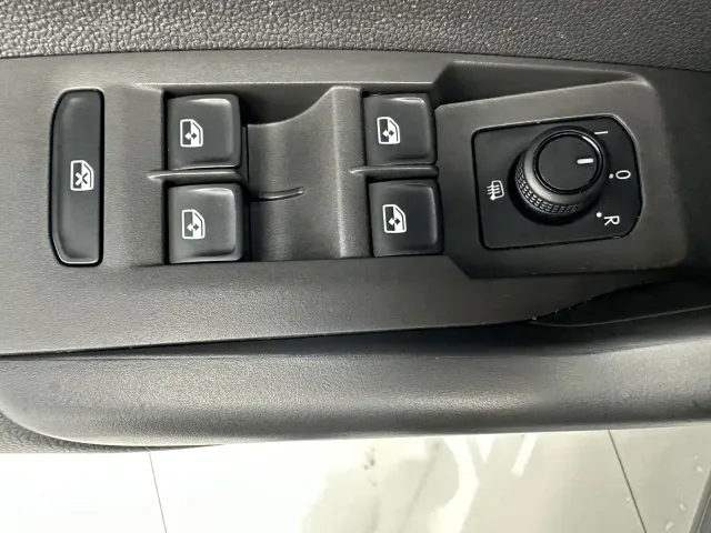 Volkswagen T-Cross — Фото автомобиля 11