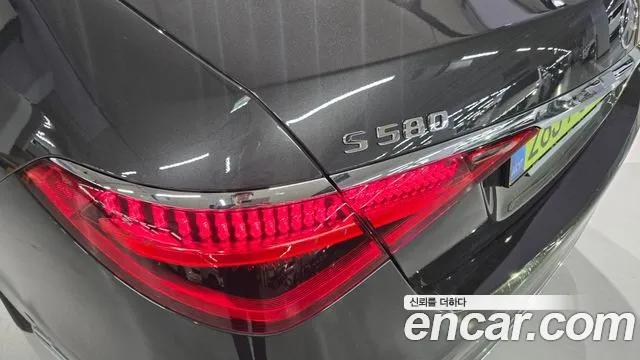 Mercedes-Benz S-Class W223 — Фото автомобиля 13