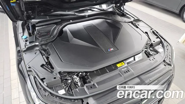 BMW i5 G60 — Фото автомобиля 9