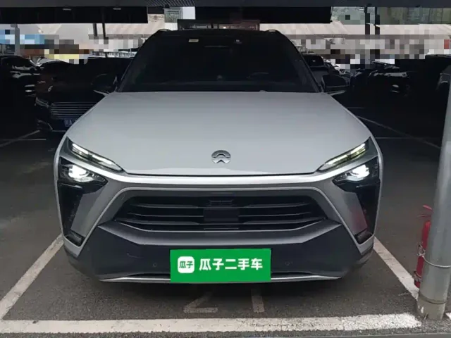 Nio ES8 — Фото автомобиля 2