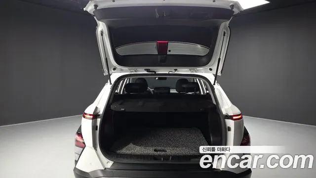 Hyundai Kona — Фото автомобиля 26