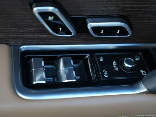 Land Rover Range Rover — Фото автомобиля 22