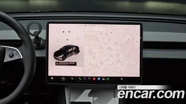 Tesla Model 3 — Фото автомобиля 13