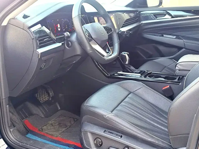 Volkswagen Passat — Фото автомобиля 8