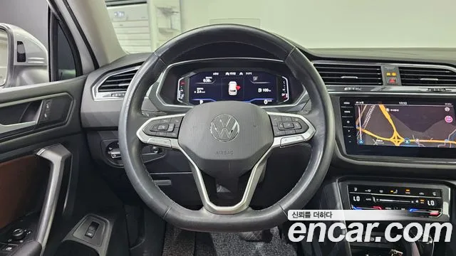 Volkswagen Tiguan — Фото автомобиля 13