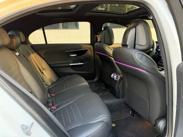 Mercedes-Benz C-Class — Фото автомобиля 15