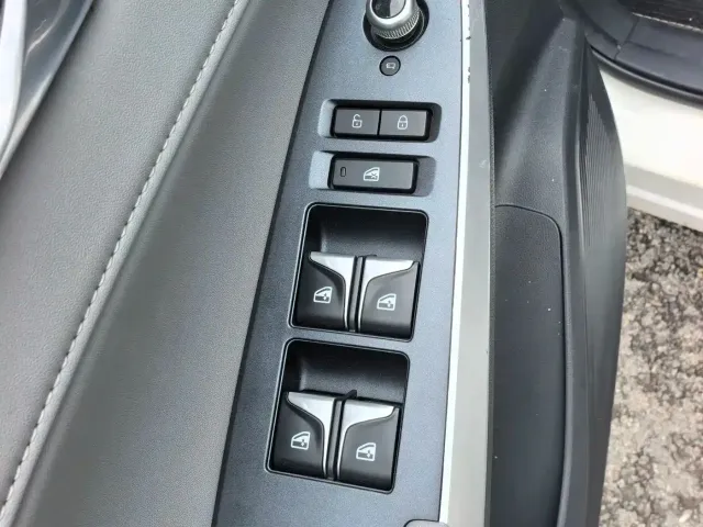 Changan Changan CS75 PLUS 2023 3rd Gen 1.5T Auto Premium — Фото автомобиля 13