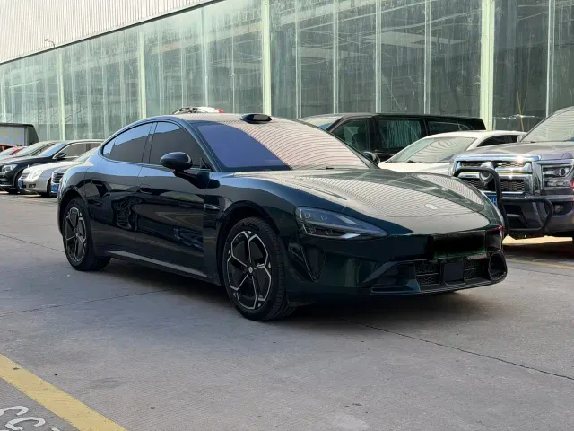 Xiaomi SU7 — Фото автомобиля 8