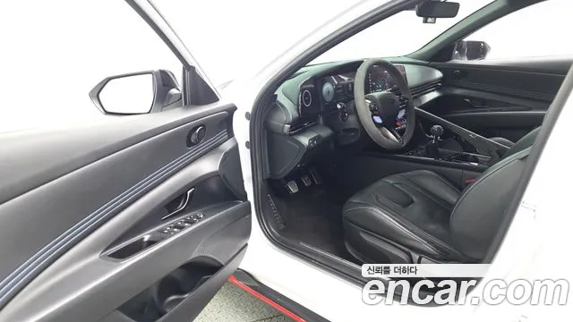 Hyundai AVANTE — Фото автомобиля 10