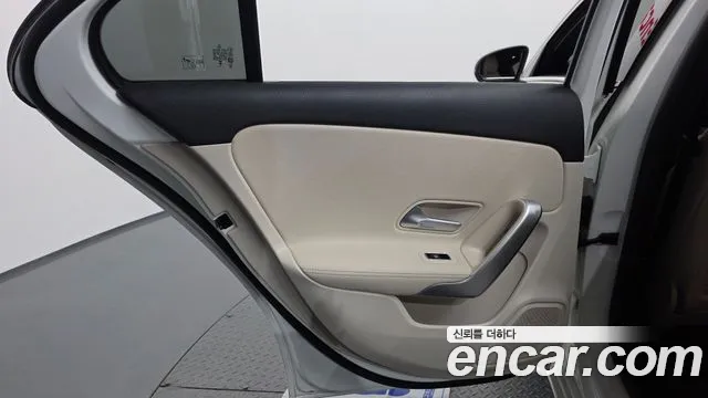 Mercedes-Benz A-Class W177 — Фото автомобиля 14