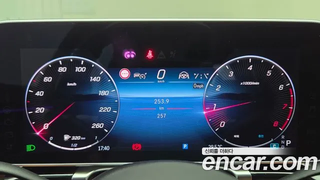 Mercedes-Benz S-Class — Фото автомобиля 19