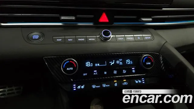 Hyundai Avante — Фото автомобиля 24