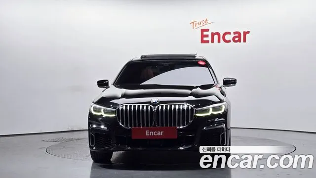 BMW 7-Series — Фото автомобиля 2