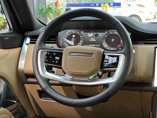 Land Rover Range Rover — Фото автомобиля 6