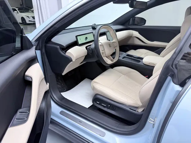 Nio ET5 — Фото автомобиля 4