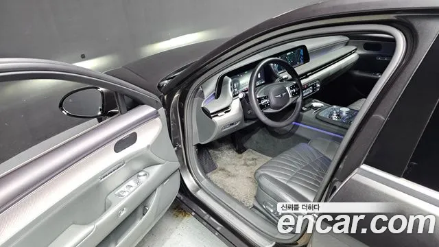 Genesis G90 Бензин 3.5 турбо AWD — Фото автомобиля 10