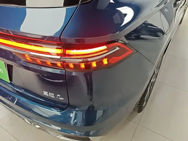 Geely Xingyue L — Фото автомобиля 7