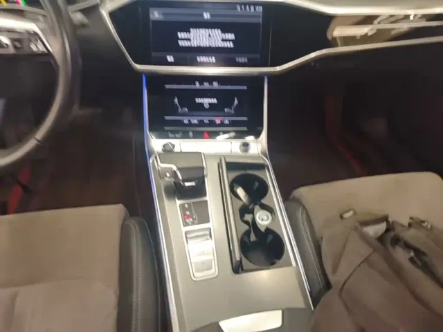 Audi A6L — Фото автомобиля 13