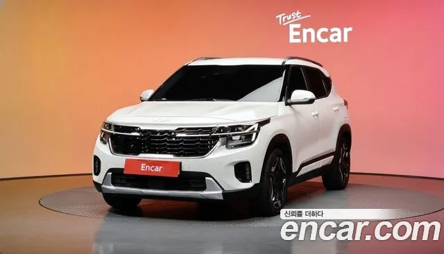 Фотография автомобиля — Kia Seltos New