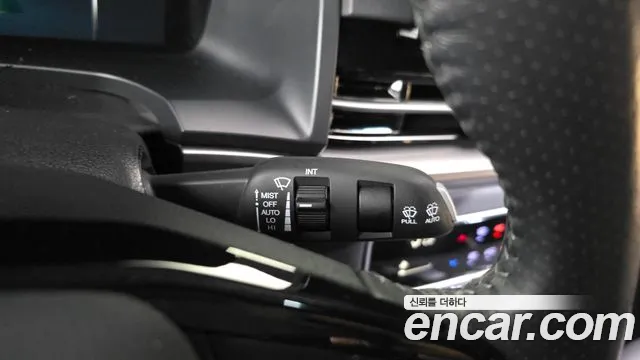 KG_Mobility_Ssangyong Rexton Новый Rexton Sport Khan Дизель 2.2 4WD — Фото автомобиля 16