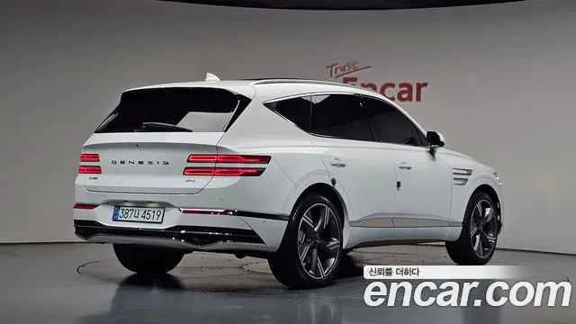 Genesis GV80 — Фото автомобиля 2