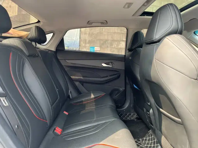 Geely Binrui — Фото автомобиля 14