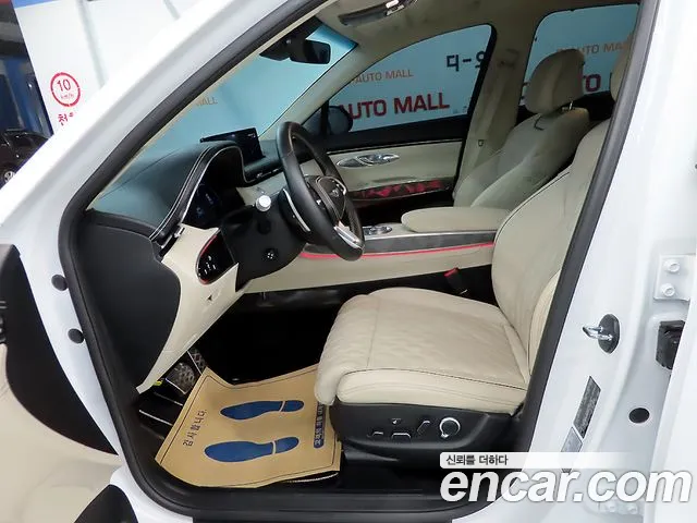 Genesis GV70 — Фото автомобиля 6