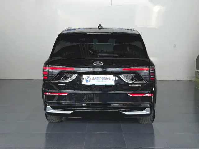Ford Edge — Фото автомобиля 5