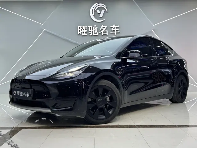 Фотография автомобиля — Tesla Model Y