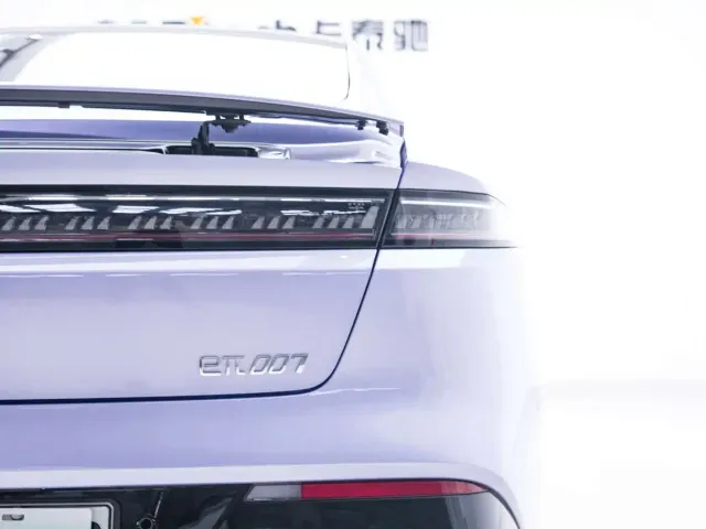 Dongfeng eπ 007 — Фото автомобиля 12