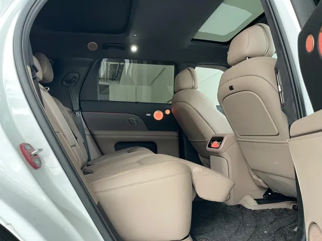 IM Motors LS8 — Фото автомобиля 19