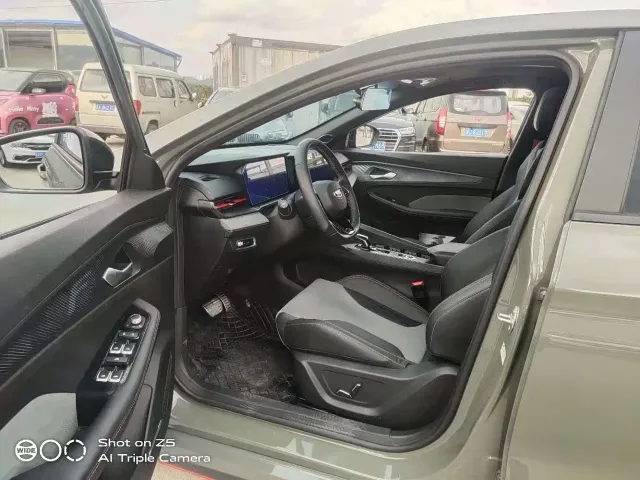 Geely Binrui — Фото автомобиля 5